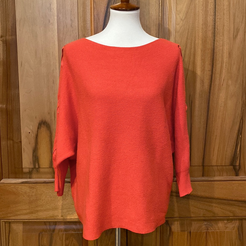 Carmen - Carmen Marc Valvo Woman - 2x - Super Soft Vibrsnt Red-Orange Knit Top